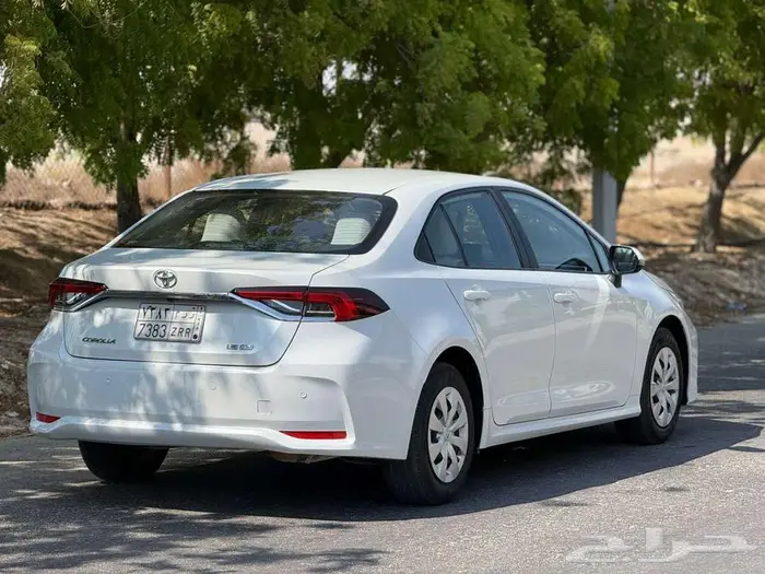 كورولا 2023 العداد 65 ألف بحاله ممتازه عبداللطيف جميل 6