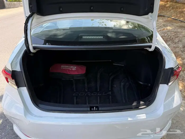 كورولا 2023 العداد 65 ألف بحاله ممتازه عبداللطيف جميل 11