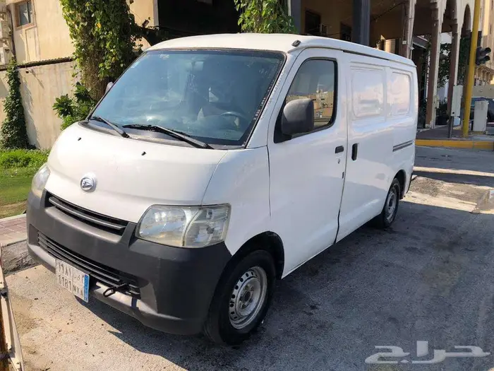 ديهاتسو بضاعة 2015 للبيع 0