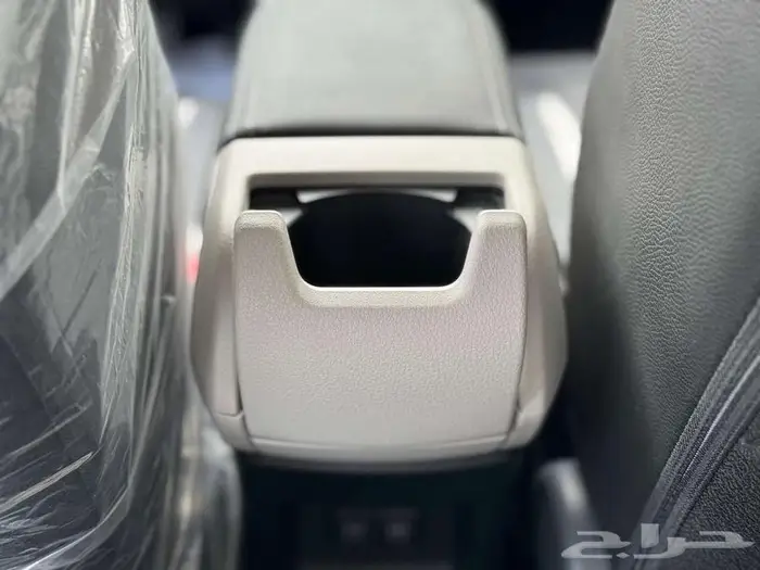 تويوتا فيلوز GLX 2025 ( بالنقد - التقسيط ) . 21