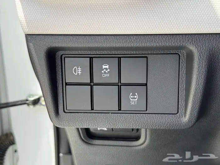 تويوتا فيلوز GLX 2025 ( بالنقد - التقسيط ) . 17