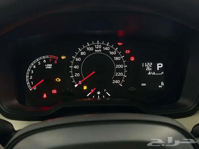 تويوتا كورولا 2.0 مطور 2025 10