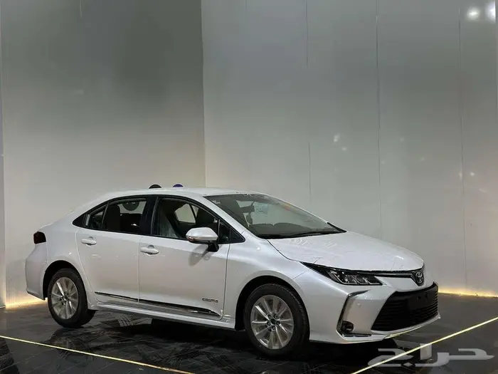 تويوتا كورولا 2.0 مطور 2025 0