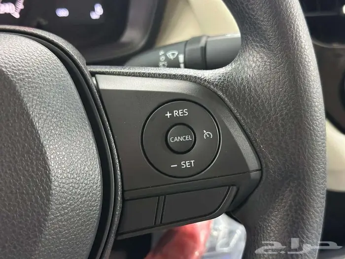 تويوتا كورولا 2.0 مطور 2025 8