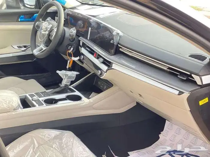 كيا K5 بصمة 2026 ماكينه 2.5 مطور ( 106.200 ) شامل اسود 4