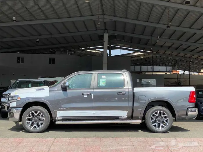 دودج رام 1500 لارامي موديل 2025 اقل سعر 2