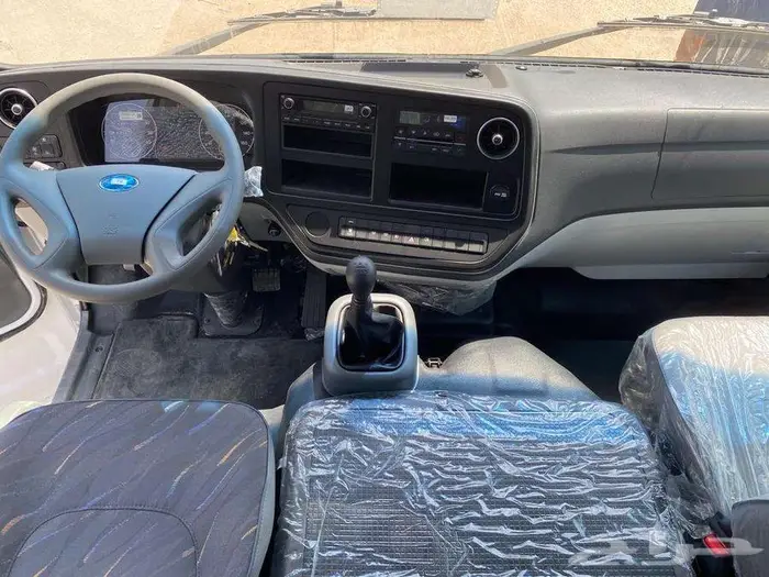 هيونداي كاونتي 26 راكب موديل 2023 4