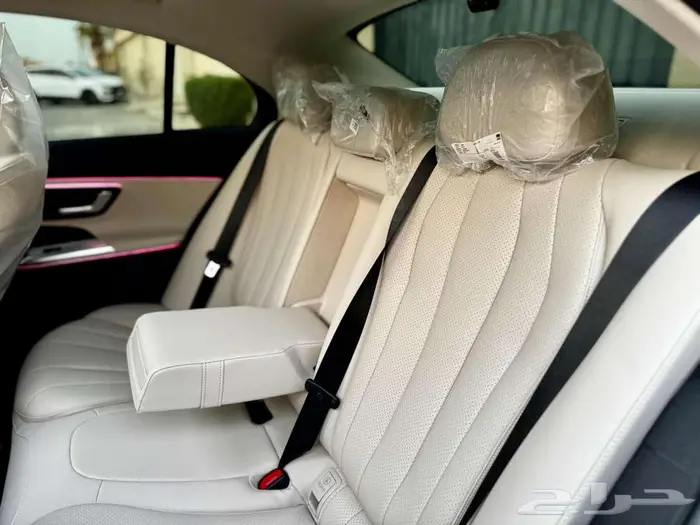 مرسيدس E200 جديدة موديل 2025 21