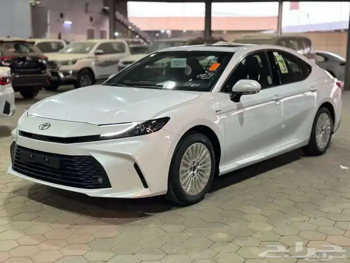 تويوتا كامرى Eplus هايبرد موديل 2025 4