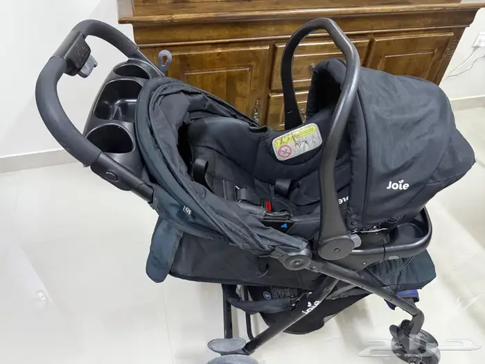 عربايه أطفال مع كرسي سياره ماركه جوي بسعر مغري 180 ريال 3