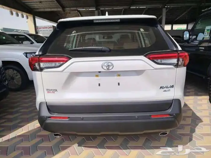 تويوتا رافور LE دبل 2025 3