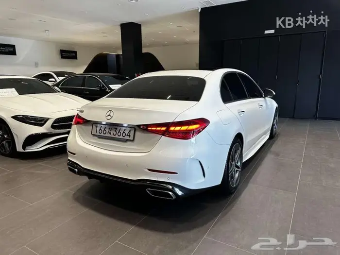 مرسيدس C200 AMG 2025 فل كامل بانوراما 1