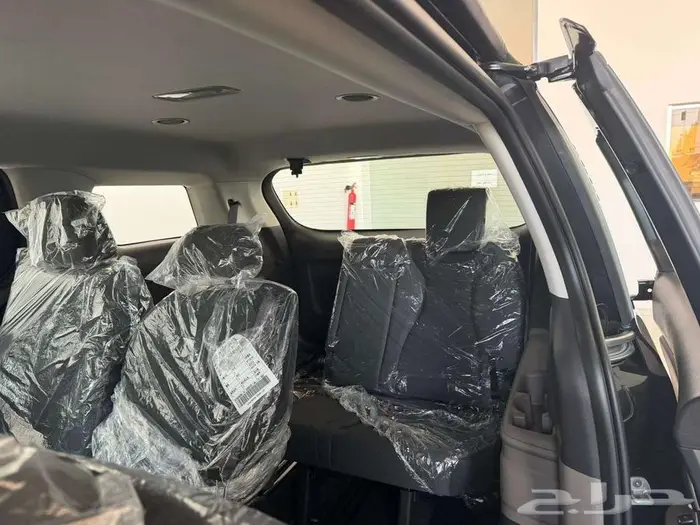 KIA - CARNIVAL - GL - 2025 8