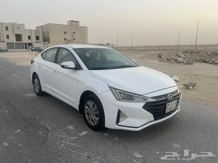 2020 هيونداي ألنترا 9