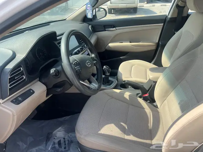 2020 هيونداي ألنترا 13