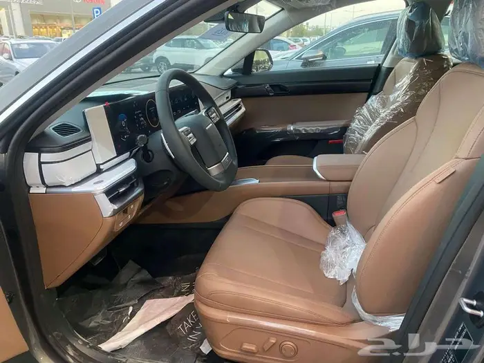 هيواندي ازيرا 2026 خليجي كلاسيك 6 سلندر (اصفار) 14