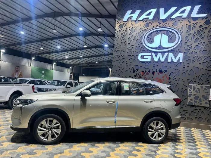 هافال H6 نص فل موديل 2026 9