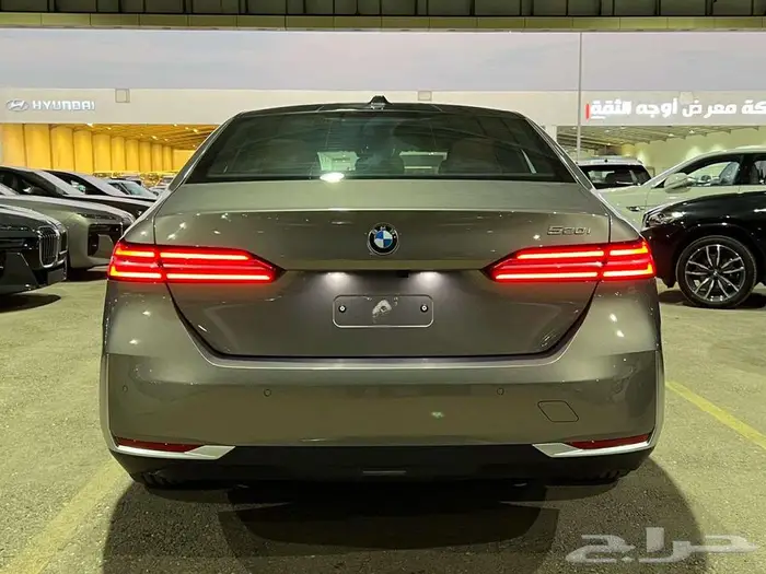 BMW 520i 2025 استلام فوري سعر مميز 28