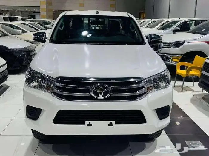 هايلوكس بريمي سلق 2025 بنزين 2.7 قير اتوماتيك دبل 0