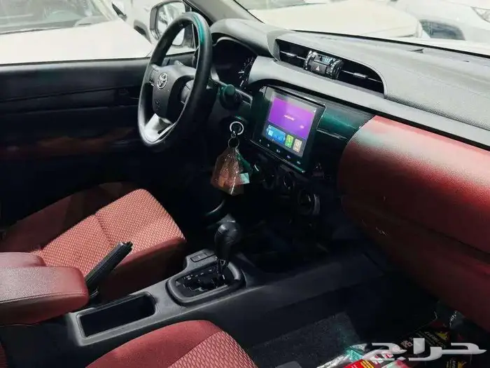 هايلوكس بريمي سلق 2025 بنزين 2.7 قير اتوماتيك دبل 10