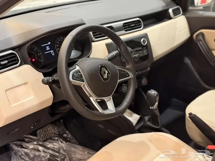 بقسط يبدأ من 952 ريال احصل على رينو داستر ستاندر 2025 6