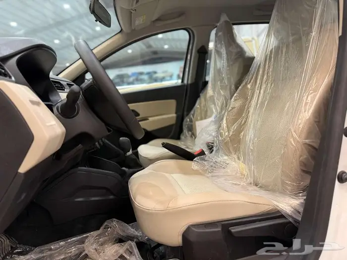 بقسط يبدأ من 952 ريال احصل على رينو داستر ستاندر 2025 11