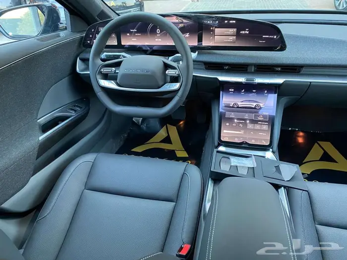 لوسيد اير بيور 2025 - كهربائية بالكامل ارخص سعر بالسوق 11