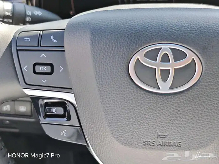 تويوتا كامري LEهايبرد موديل 2025 3