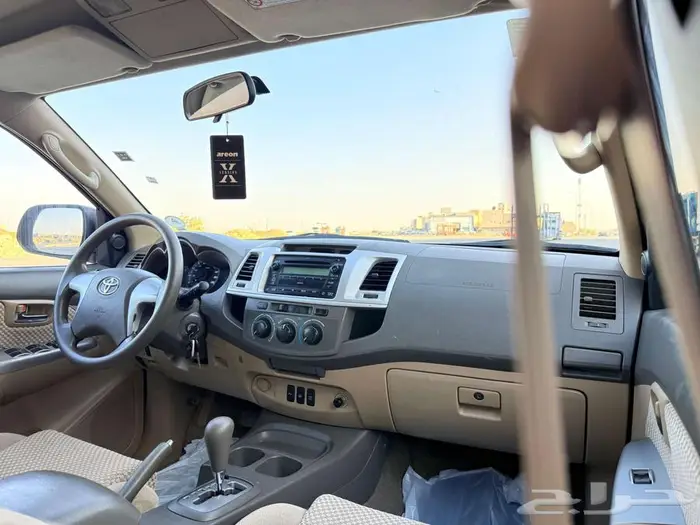 تويوتا فورتشنر 2012 10