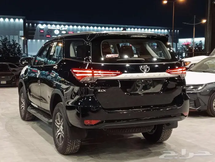 تويوتا فورتشنر 2025 3