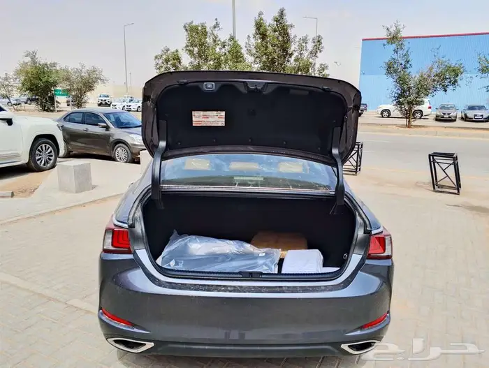 لكزس ES350 CC موديل 2025 وارد سعودي 3