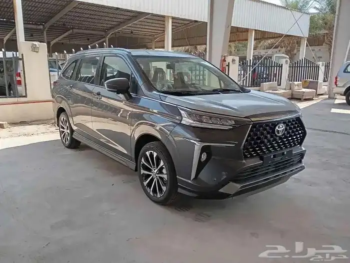 تويوتا فيلوز 2025 1