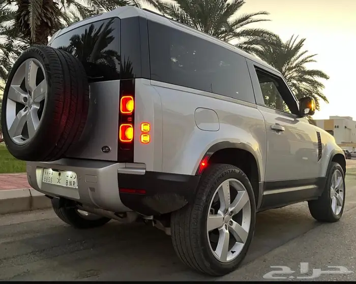 ديفيندر 90 2021 HSE فيرست اديشن سقف هارد توب سعر منافس 235 1