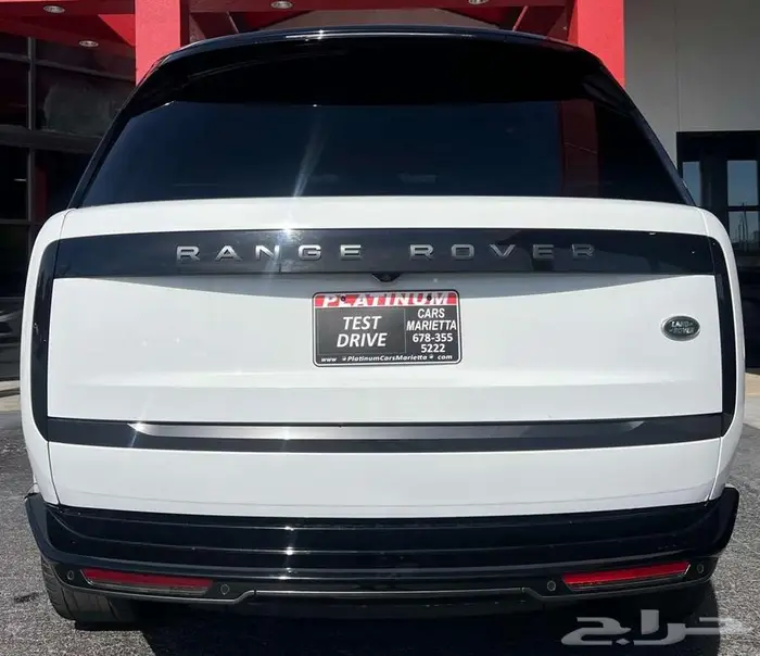 2023 Land Rover Range Rover SE 1