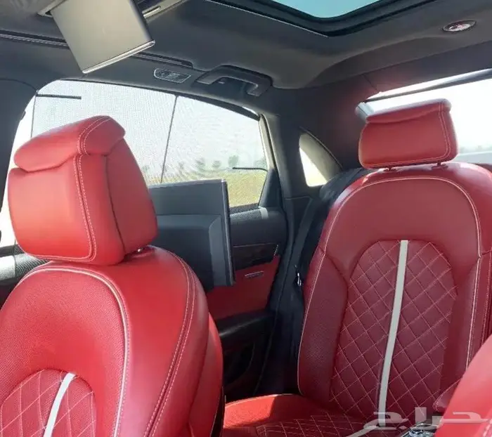 للبيع اودي A8 موديل 2016 1