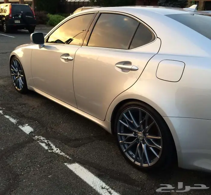 تتوفر لديناجميع انواع جنوط اللكزس Lexuse بجميع الاحجام 84