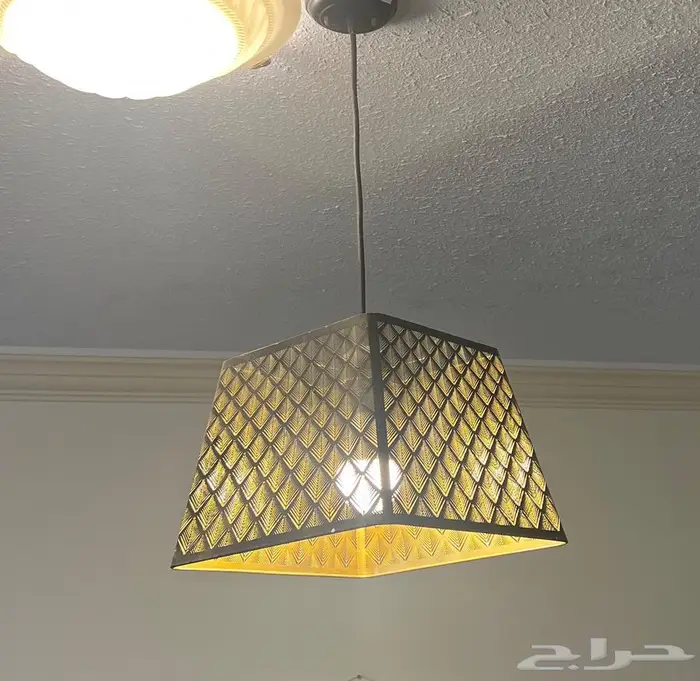 Pendant light and painting   carpet 2