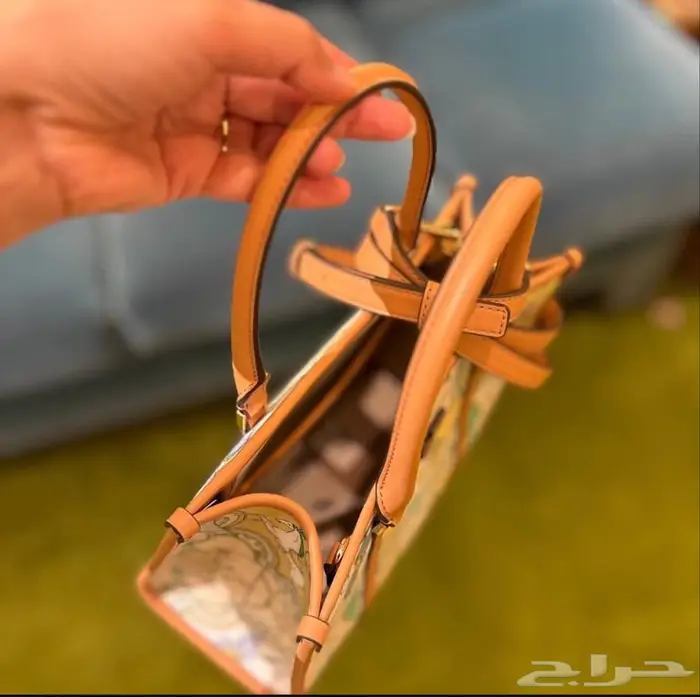 شنطه توي بورش 2