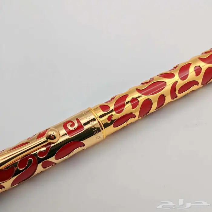قلم بير كاردان حبر فاخر   تصميم ذهبي بنقوش حمراء 1