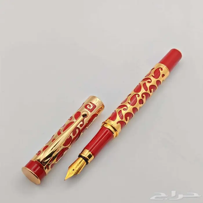 قلم بير كاردان حبر فاخر   تصميم ذهبي بنقوش حمراء 9