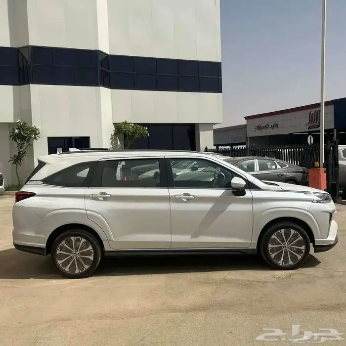 تويوتا فيلوز GLX موديل 2025 كاش واقساط باقل الاسعار 5