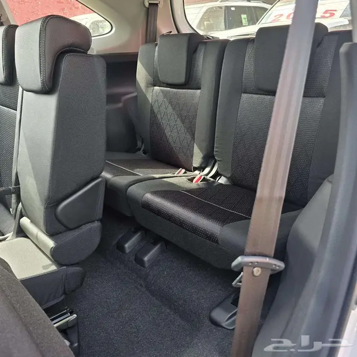 تويوتا فيلوز GLX موديل 2025 5