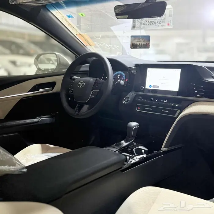 تويوتا كامري LE بنزين 2025 - عروض الأقساط 18