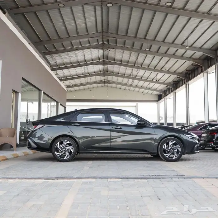 هيونداي اللنترا فل كامل موديل 2024 3