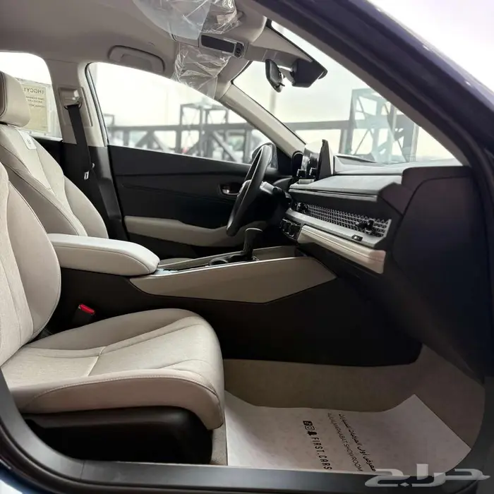 هوندا اكورد EX 2025- السعر 121.000 شامل الضريبه واللوحات 4