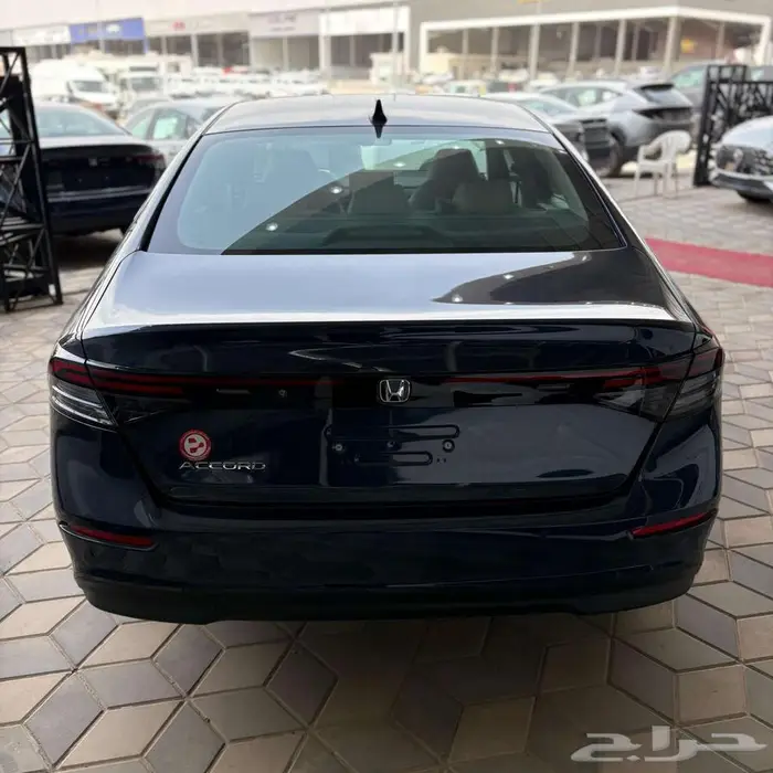 هوندا اكورد EX 2025- السعر 121.000 شامل الضريبه واللوحات 11