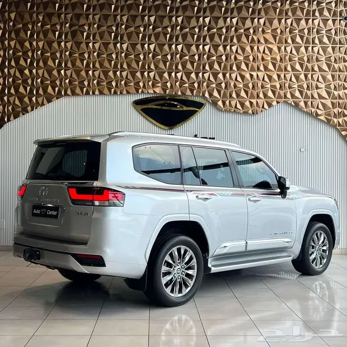 TOYOTA LAND CRUISER GXR TWIN TURBO 2023 SILVER 4