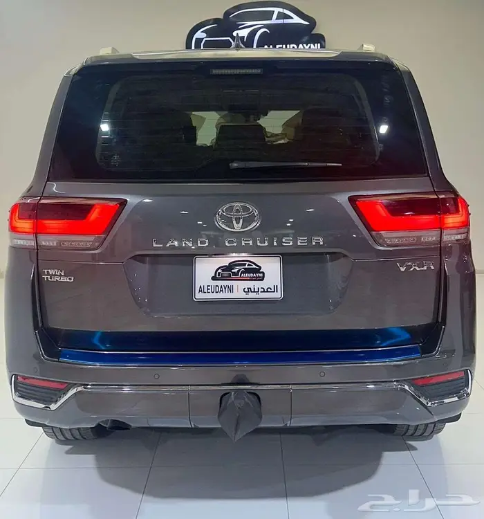 تويوتا لاند كروزر VX-R 2023 5