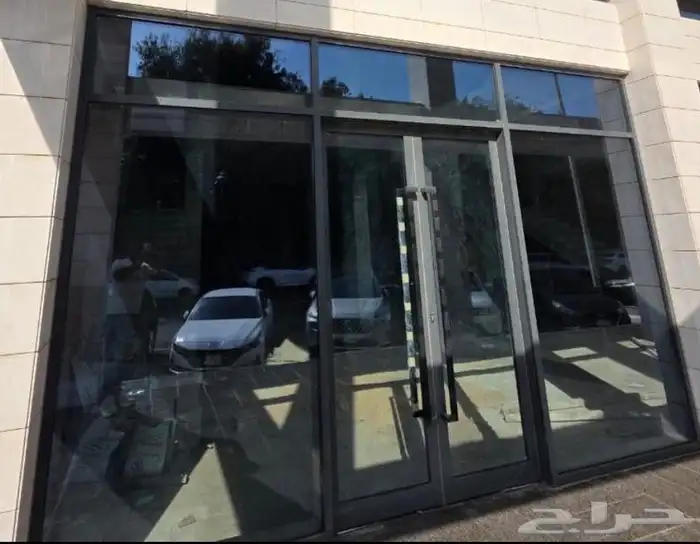 ورشة المنيوم أبواب وشبابيك وجهات كفه المنيوم 0