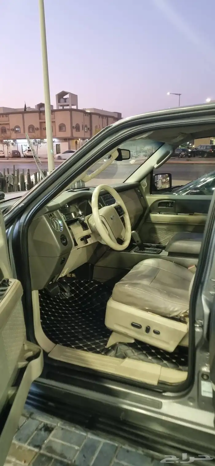 فورد اكسبديشن 2010 1